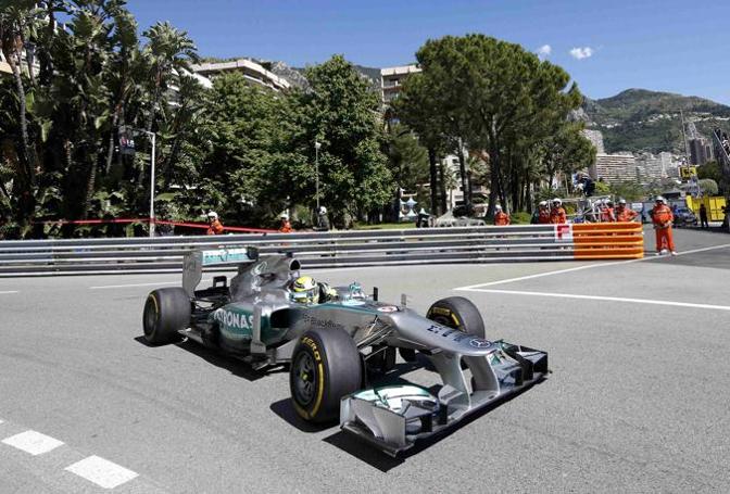 Nico Rosberg in azione su Mercedes, suo il miglior tempo delle prime libere. Reuters